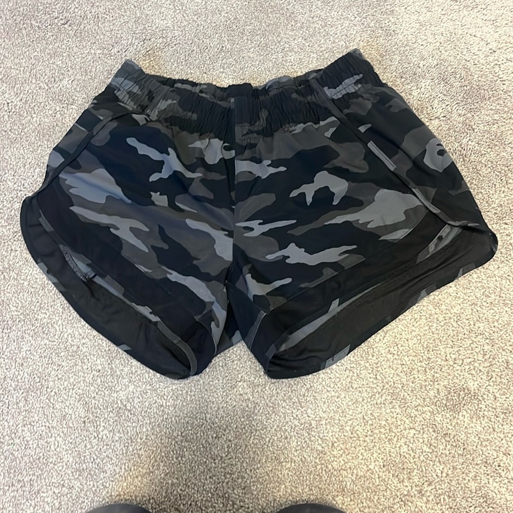 ATHLETA SHORTS